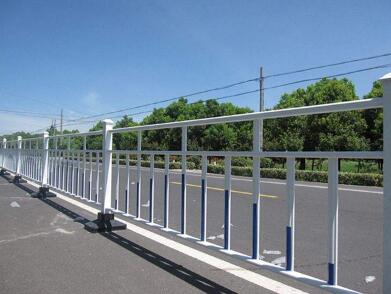 道路護(hù)欄 道路護(hù)欄